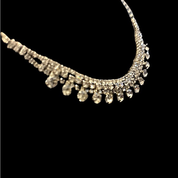 Vintage ‘Princess Anne” Style Rhinestone Neclacec - Picture 9 of 9
